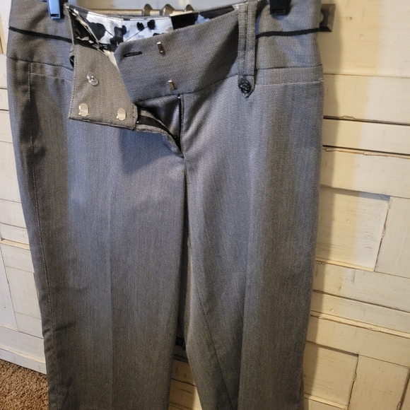 Maurice pants size 5/6, 3 pair for 40$ - Picture 15 of 16